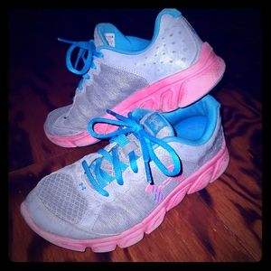 Girls Under Armour Shoes size 3 blue and pink